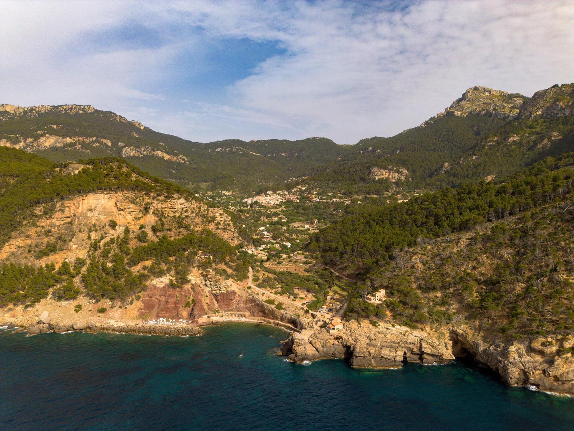 Cala House By Slow * Estellenchs